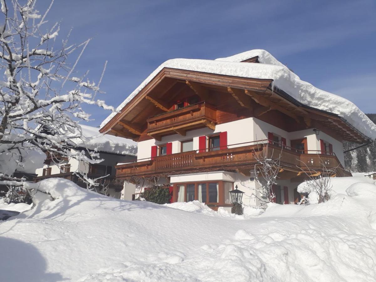 Apartamento Haus Erika Brixen im Thale Exterior foto